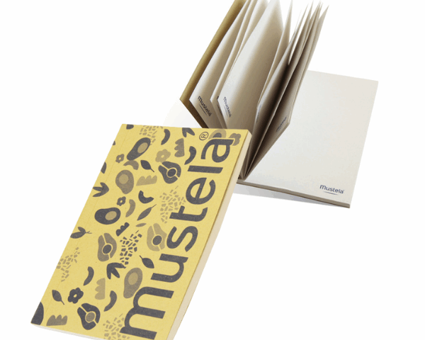 Mustela cahier-créateur d'objets publicitaires-goodies-Dakota pub